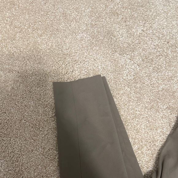 Victoria's Secret Green Leggings - Picture 2 of 5